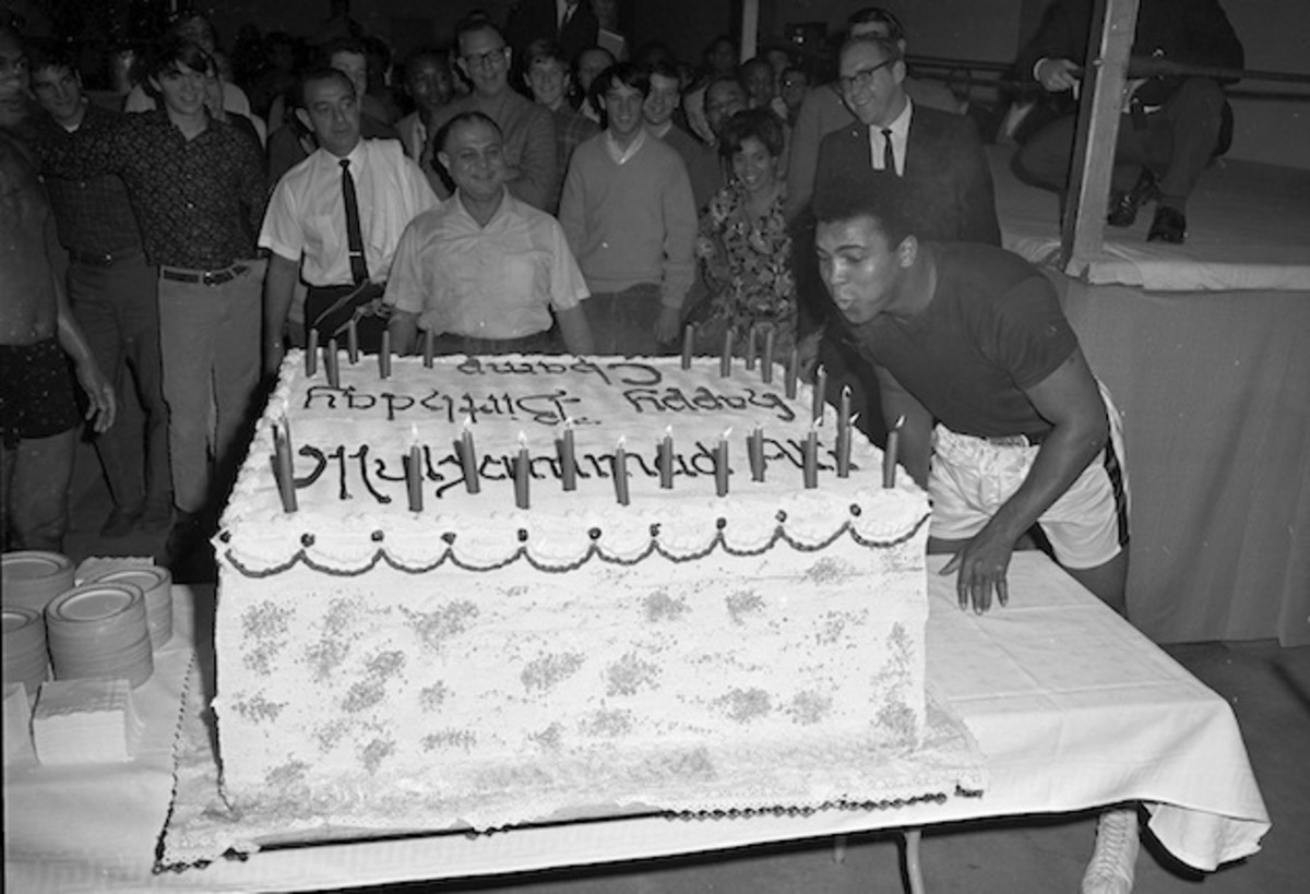 ali cake